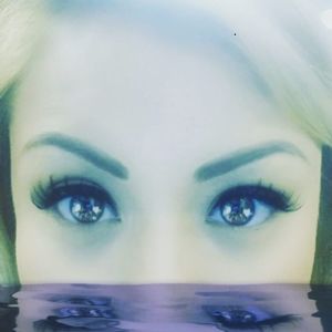 Meet your Posher, Celia